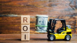 Photo of a toy car holding a roll of bills next to the word "ROI". This photo represents how seo coaching can help therapists learn seo marketing and get a great ROI.