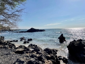 Photo of the beach in Kona, HI to show a photo you might choose to use on your counseling or psychiatry website if your private practice was on the Big Island of Hawaii.